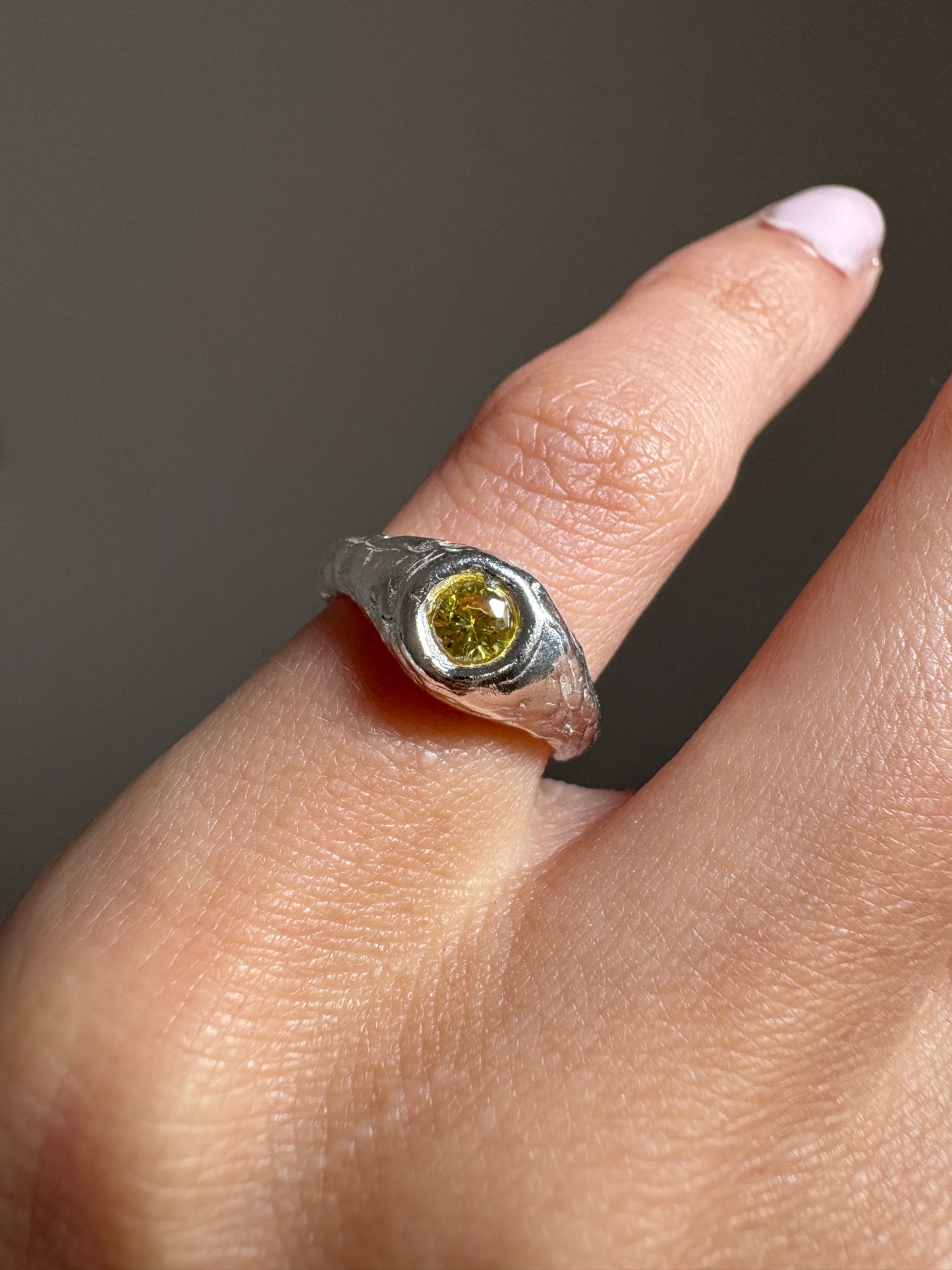 Anillo Peridoto